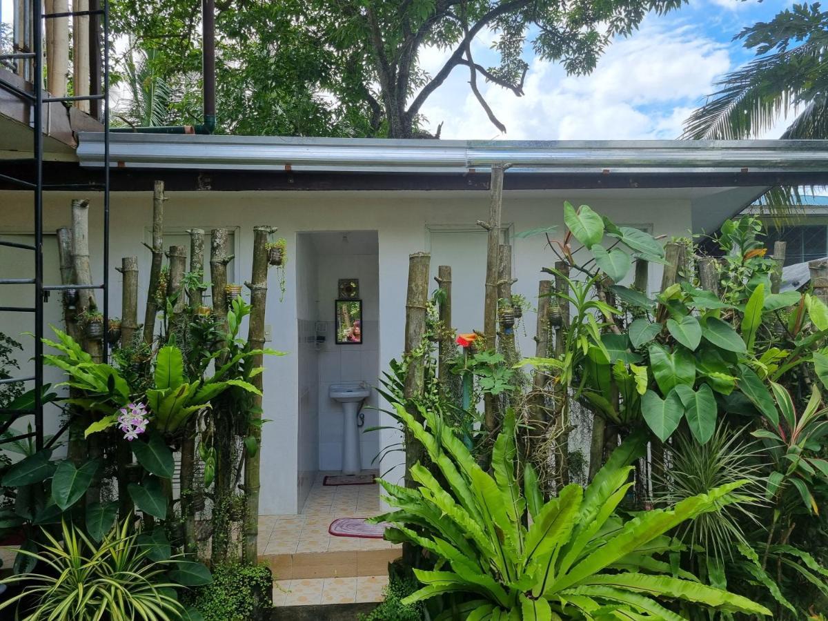 Southpoint Hostel Moalboal Bagian luar foto