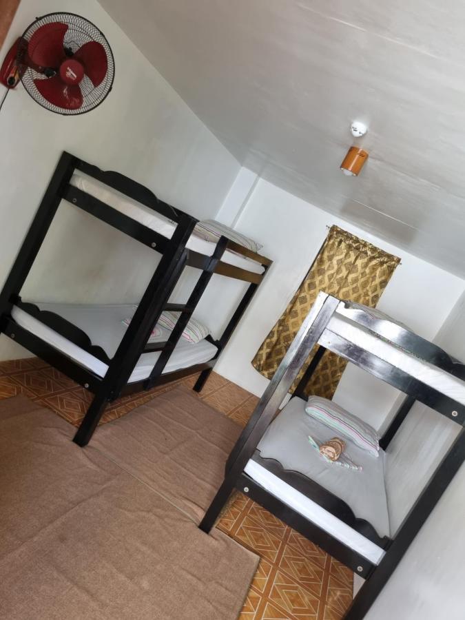 Southpoint Hostel Moalboal Bagian luar foto